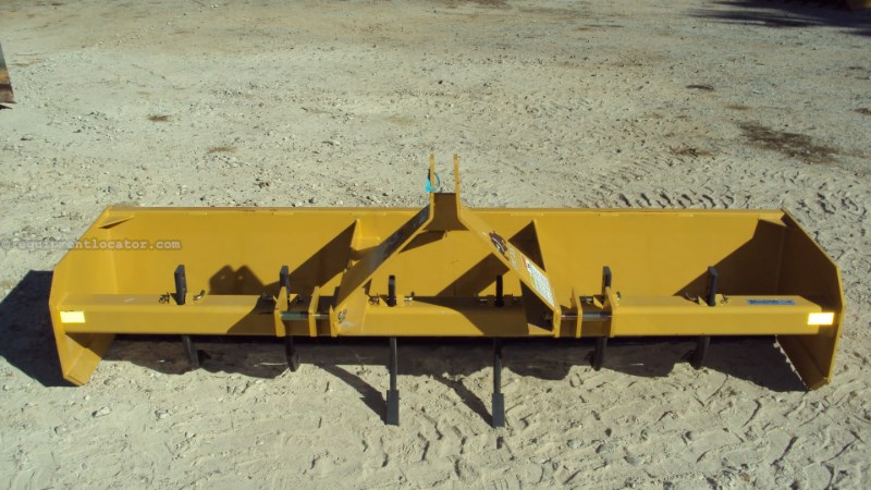 Dirt Dog 3pt 8' box blade w/ rear gate MBX96