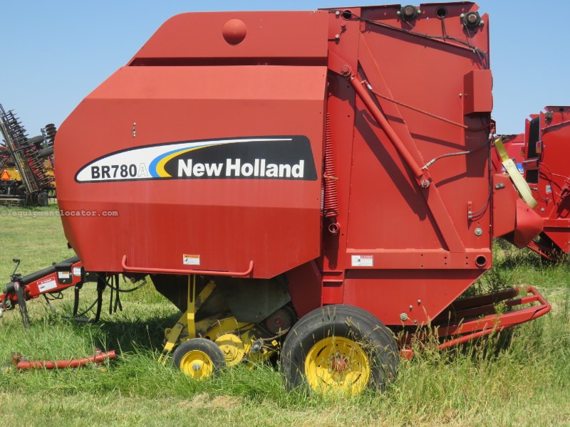 2008 New Holland BR780A