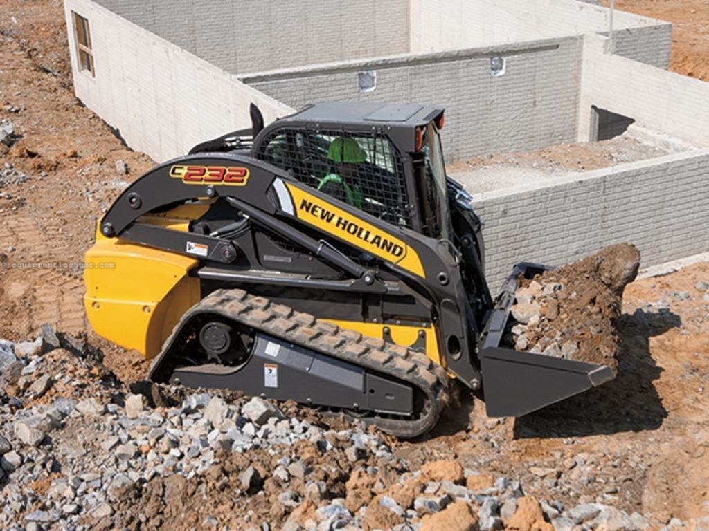 2020 New Holland Compact Track Loaders C232