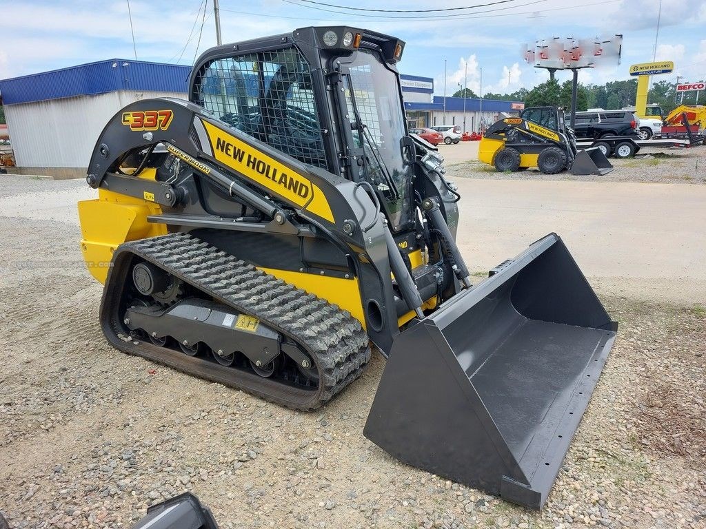 2022 New Holland Compact Track Loaders C337