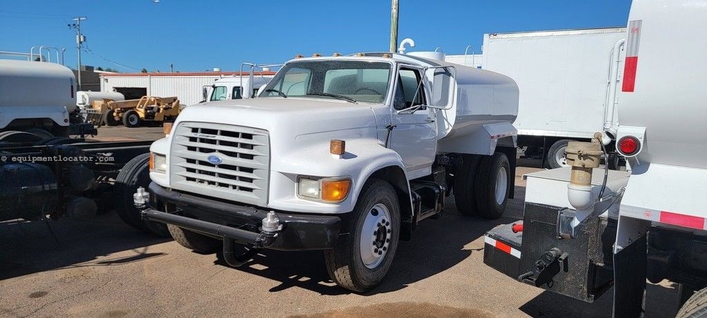 1998 Ford 8000