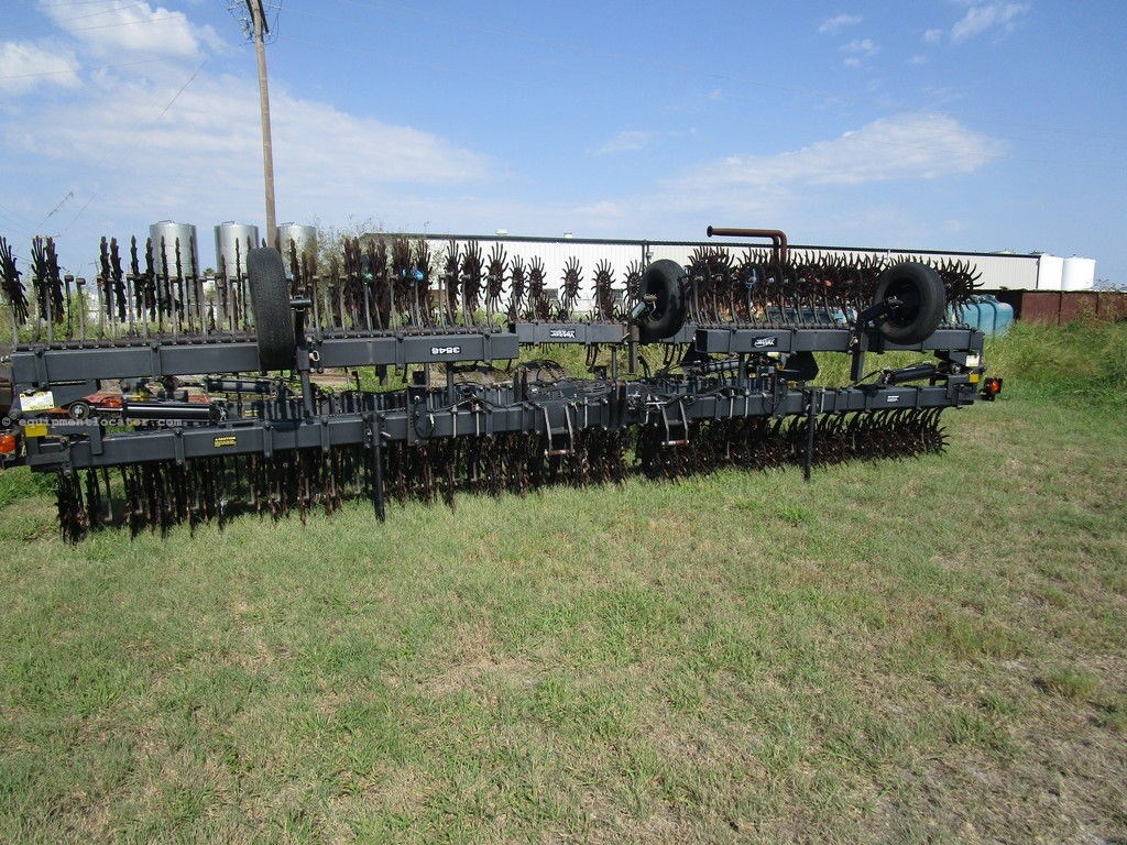 2018 Yetter 3500 Folding Conventional Rotary Hoe 3546
