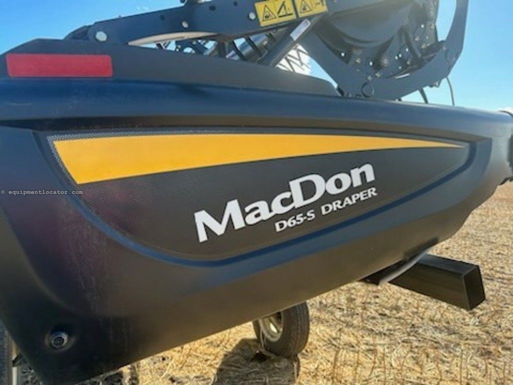 2017 MacDon D65-35
