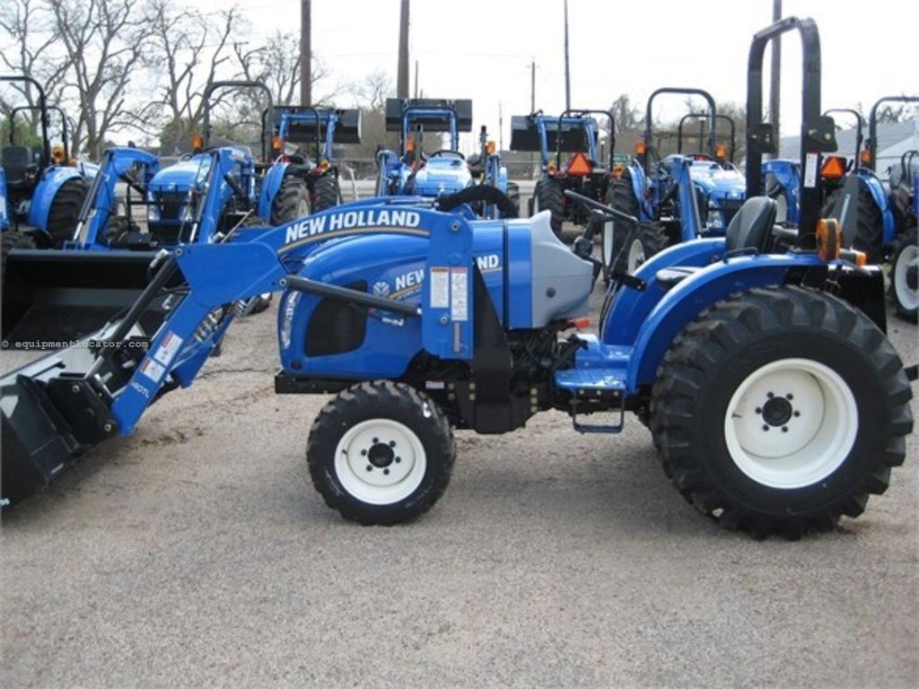 2024 New Holland Workmaster™ Compact 25-40 Series 35