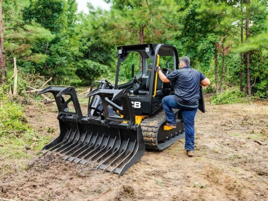 2023 JCB Compact Track Loaders 270T