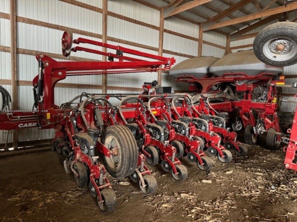 2018 Case IH 2000 Series Early Riser® 2150 Front-Fold 16Row 30