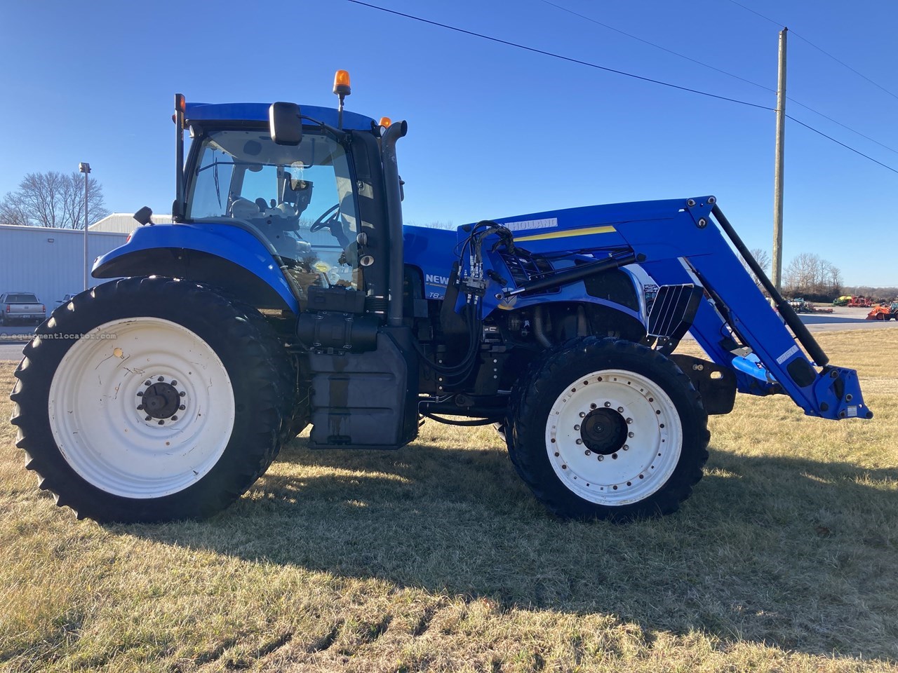 New Holland T8.275