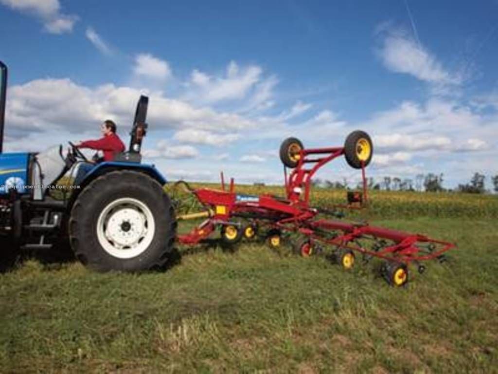 2024 New Holland ProTed™ Rotary Tedders 3417