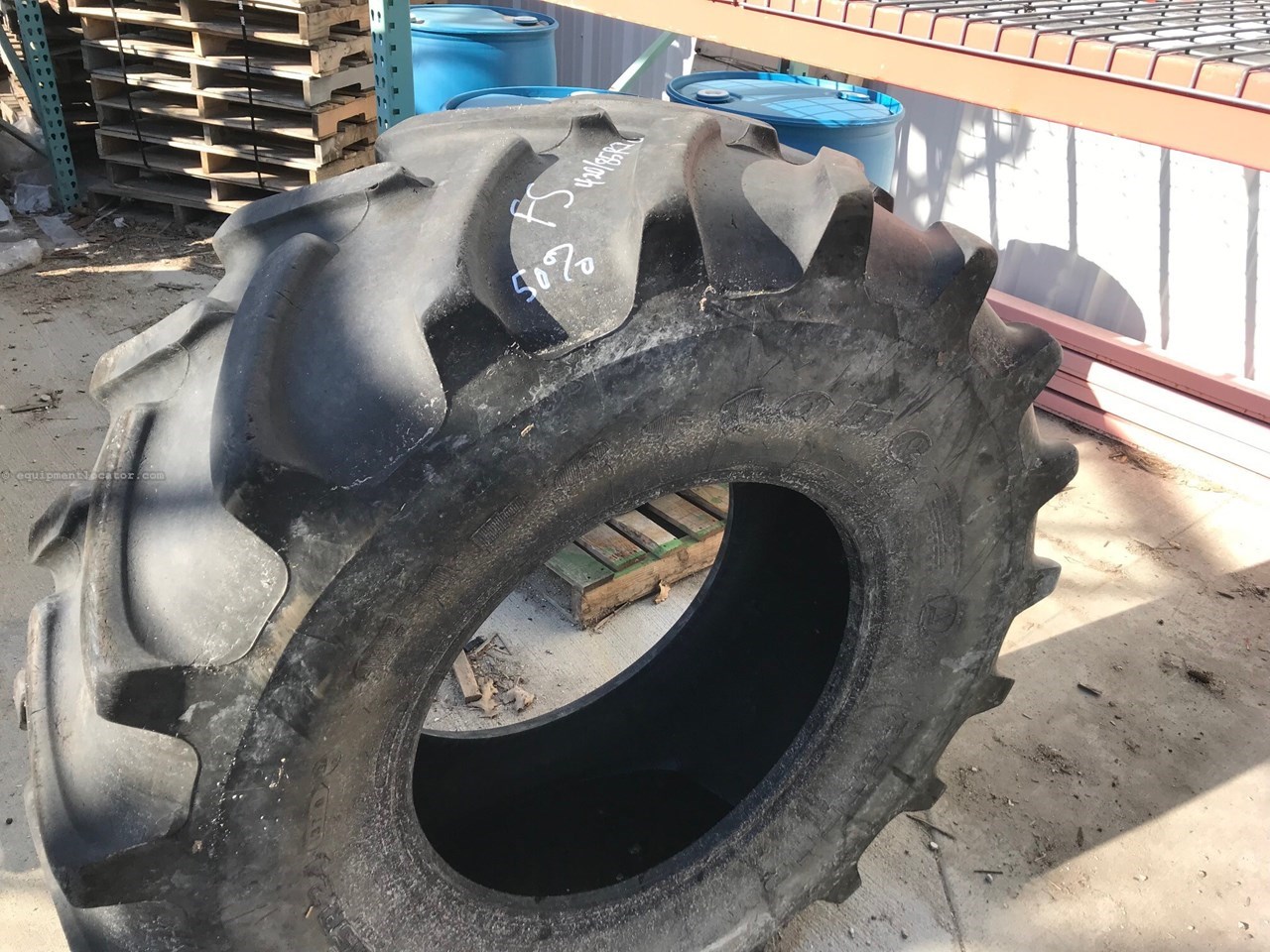 Firestone 420/85R24 R1 tire