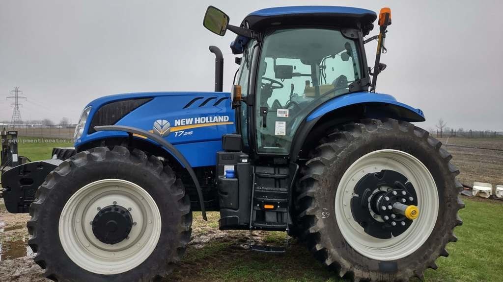 2024 New Holland T7 Series T7.245 Classic